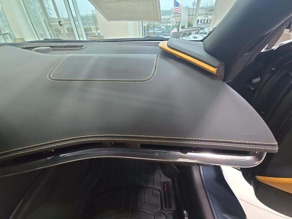 2020 Chevrolet Corvette 2LT - Photo 10