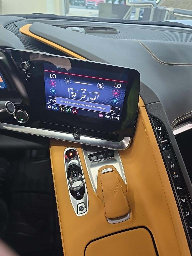 2020 Chevrolet Corvette 2LT - Photo 6